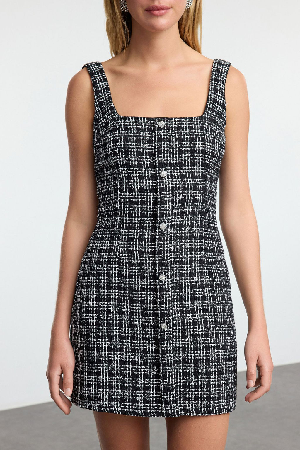 TRENDYOLMILLA Bej Tuvit Dokuma K?sa Elbise TPRAW25EL00076  фото 3