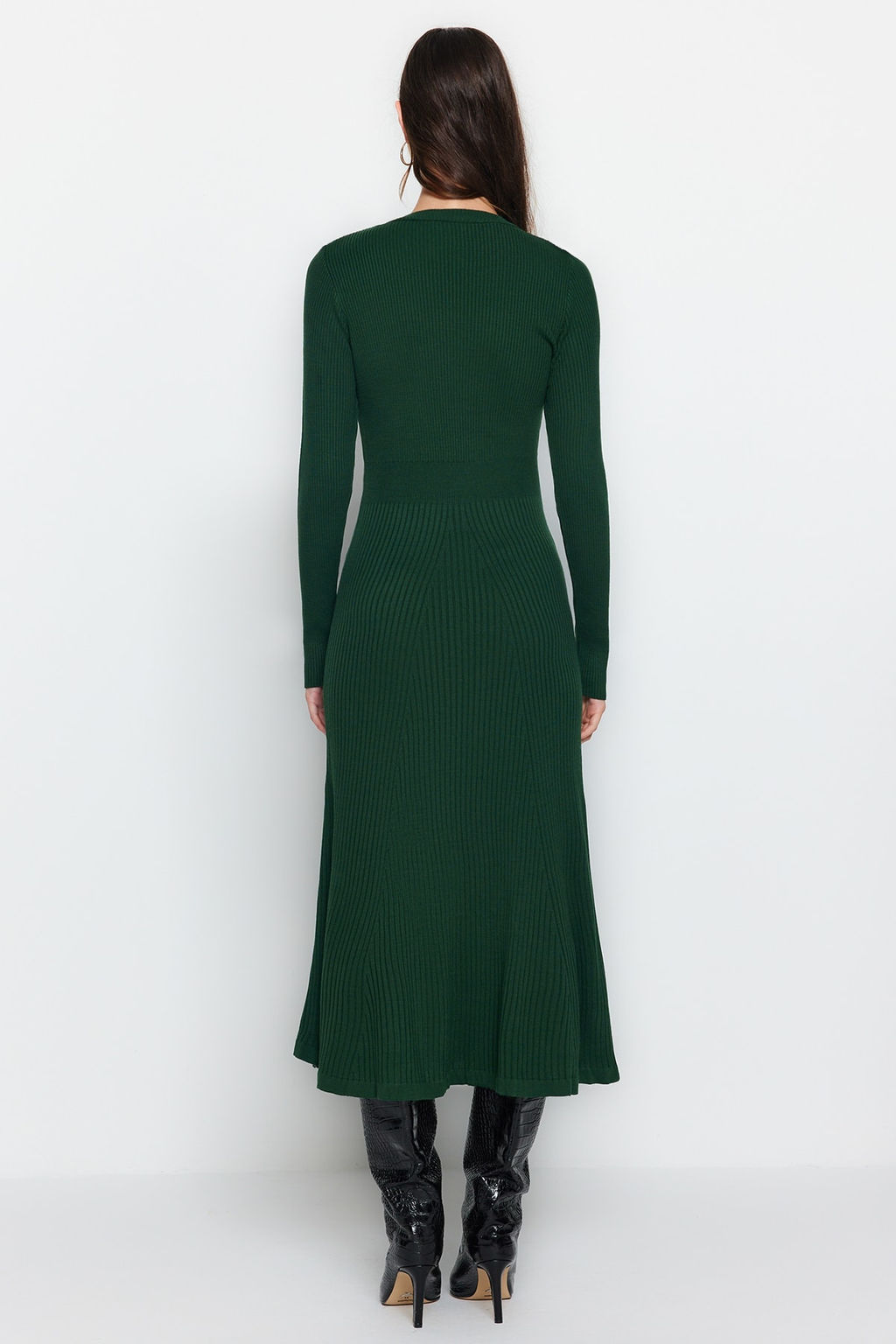 TRENDYOLMILLA Kahverengi Midi Triko Bisiklet Yaka Elbise TWOAW21EL0422 фото 5