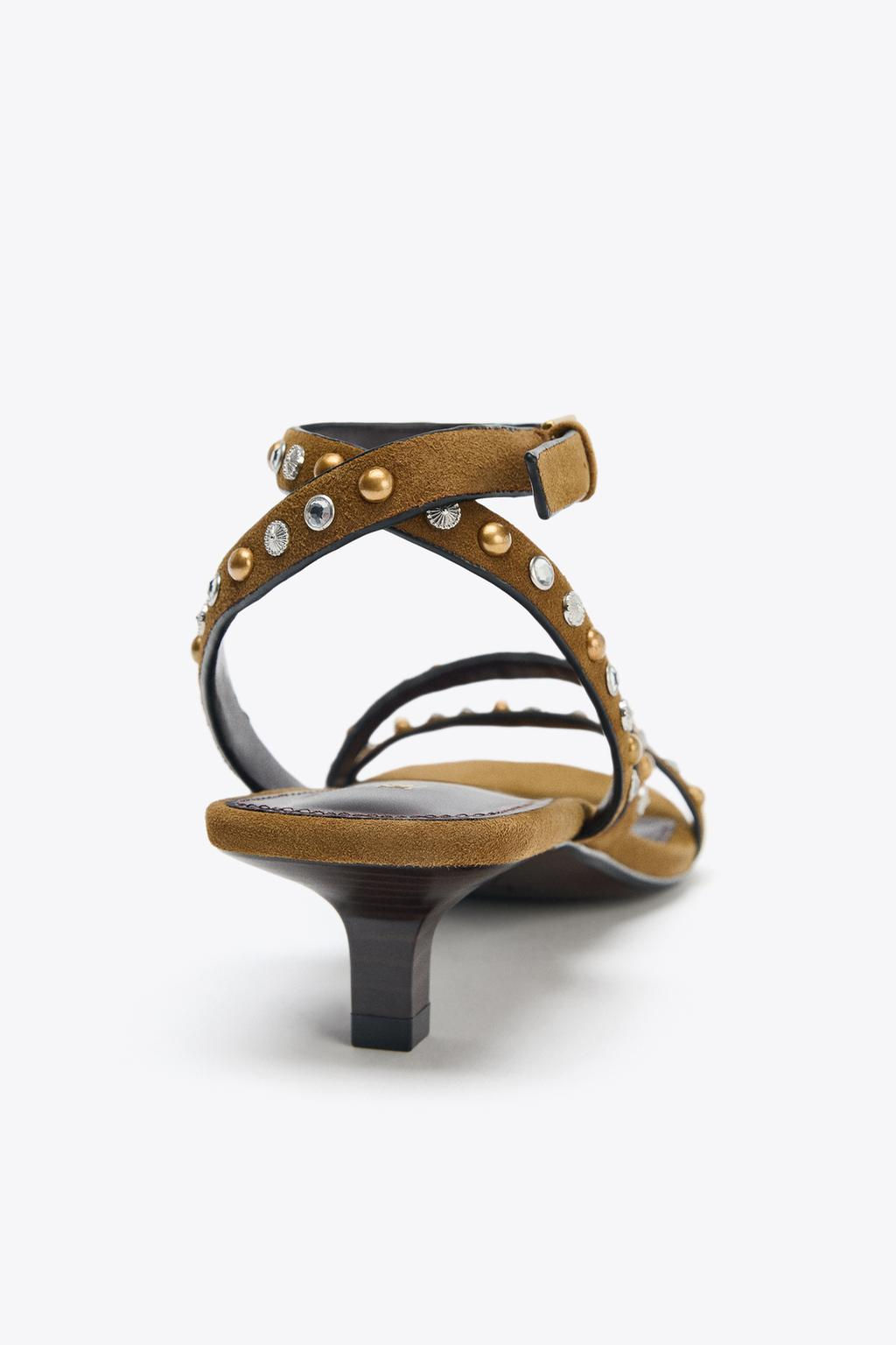SPLIT SUEDE STUDDED KITTEN HEEL SANDALS - Zara фото 5