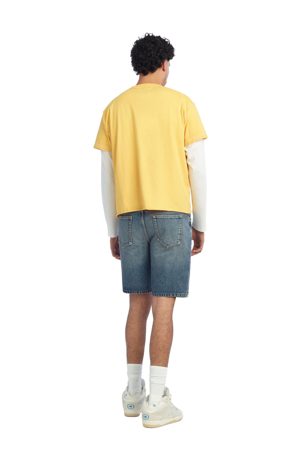 CAMISETA EFECTO REV?S TEXTO LAVADO CRUSH / Amarillo