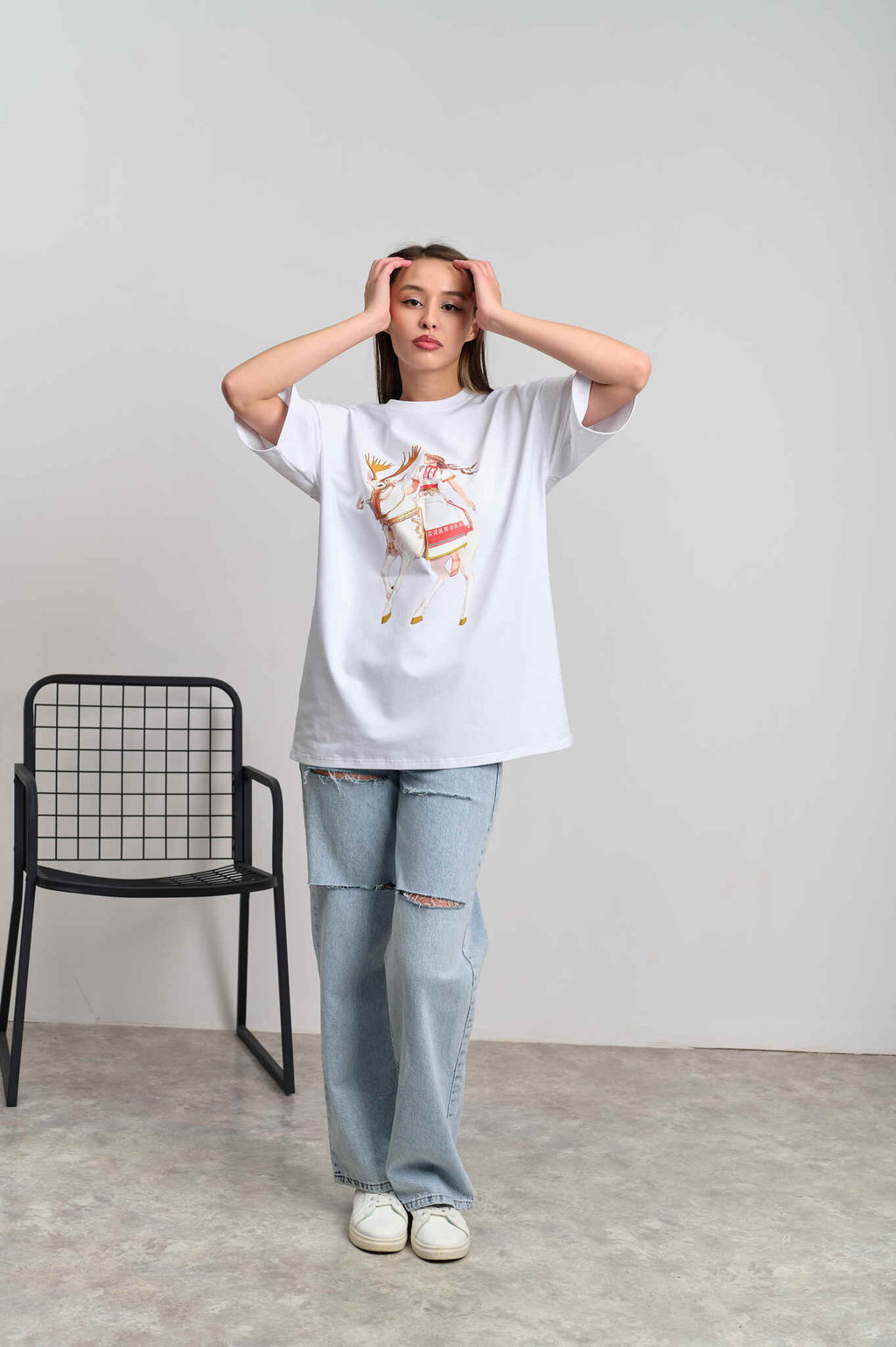 Футболка женская оверсайз "Мари" белый