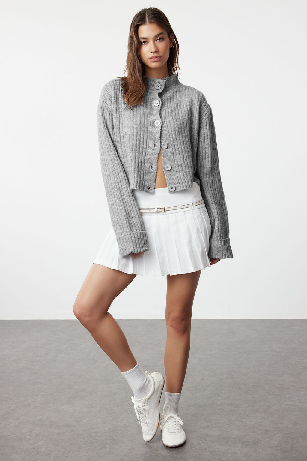 Koyu Gri Crop Yumusak Dokulu Dik Yaka Triko H?rka TWOAW22HI0174