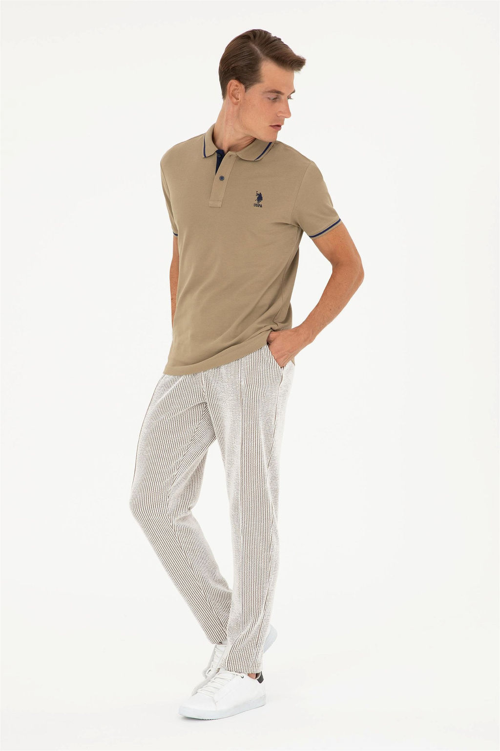 U. S. Polo Assn / Мужская базовая футболка цвета хаки - U.s. polo assn фото 4