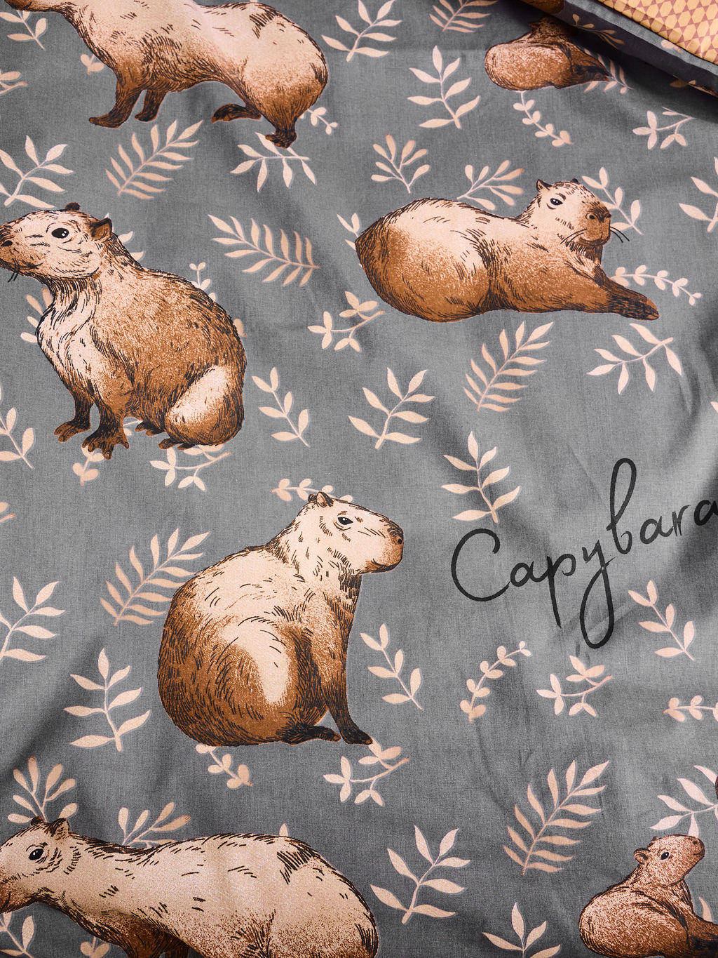 Постельное белье детское поплин с простыней на резинке - Капибары 145*112; 80*160*20; 40*60