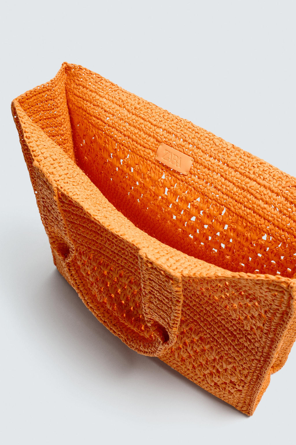 BOLSO SHOPPER TRENZADO / Blanco Crudo - Zara фото 6