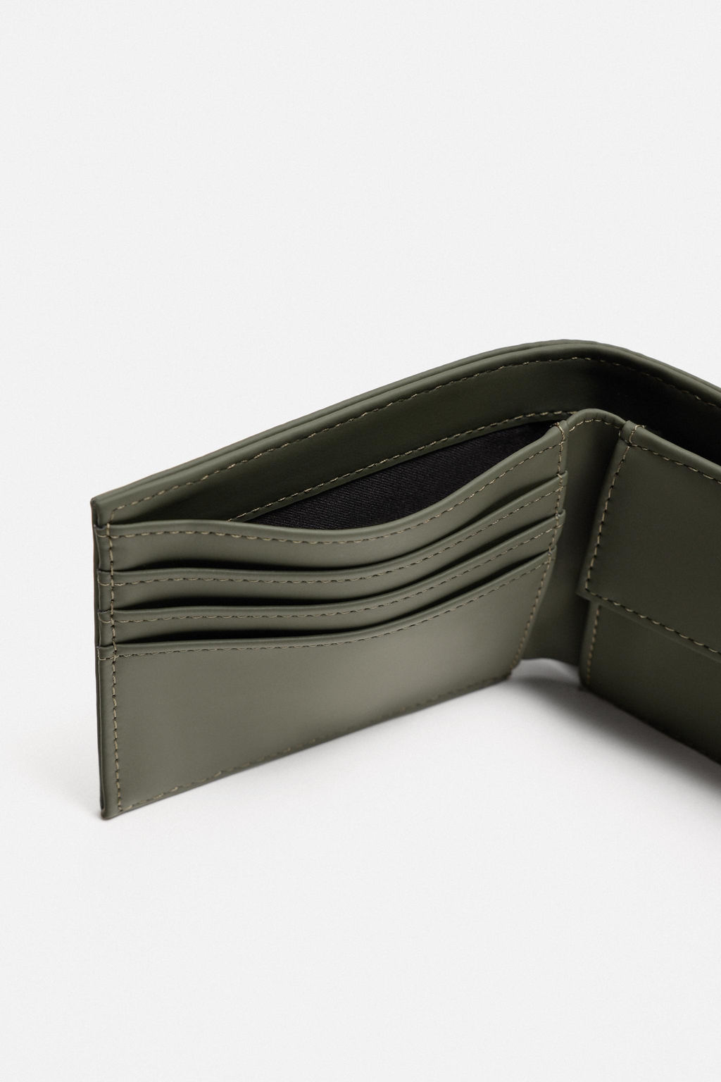 RUBBERISED WALLET - Zara фото 4
