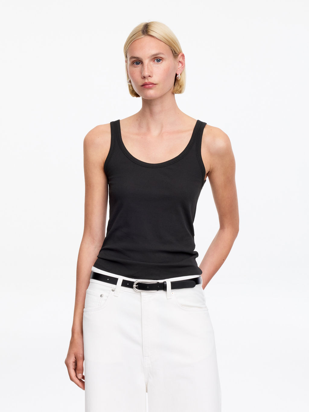 Top sin mangas con escote redondeado - H&m фото 4