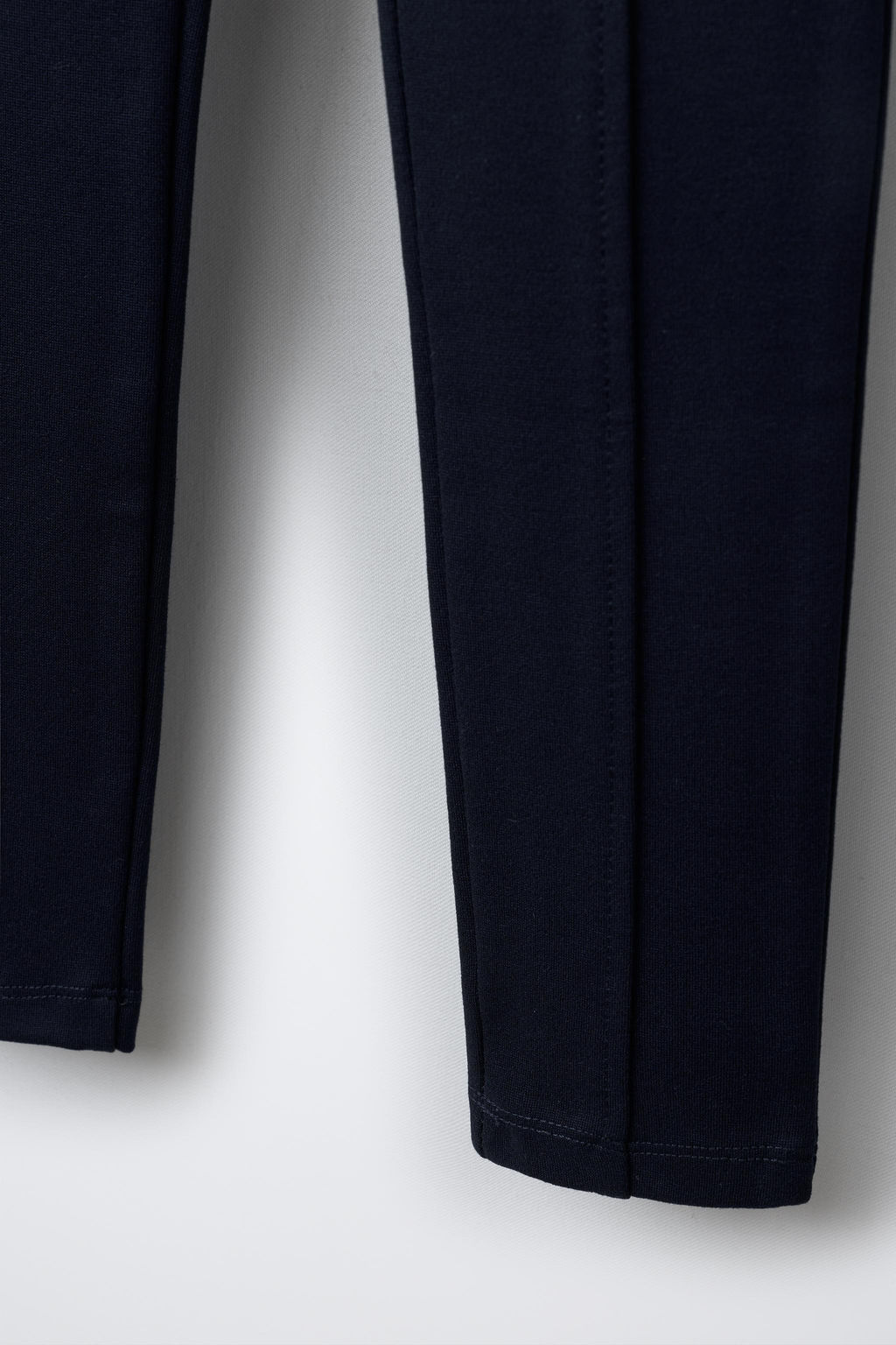 PONTE DI ROMA KNIT LEGGINGS WITH BUTTONS