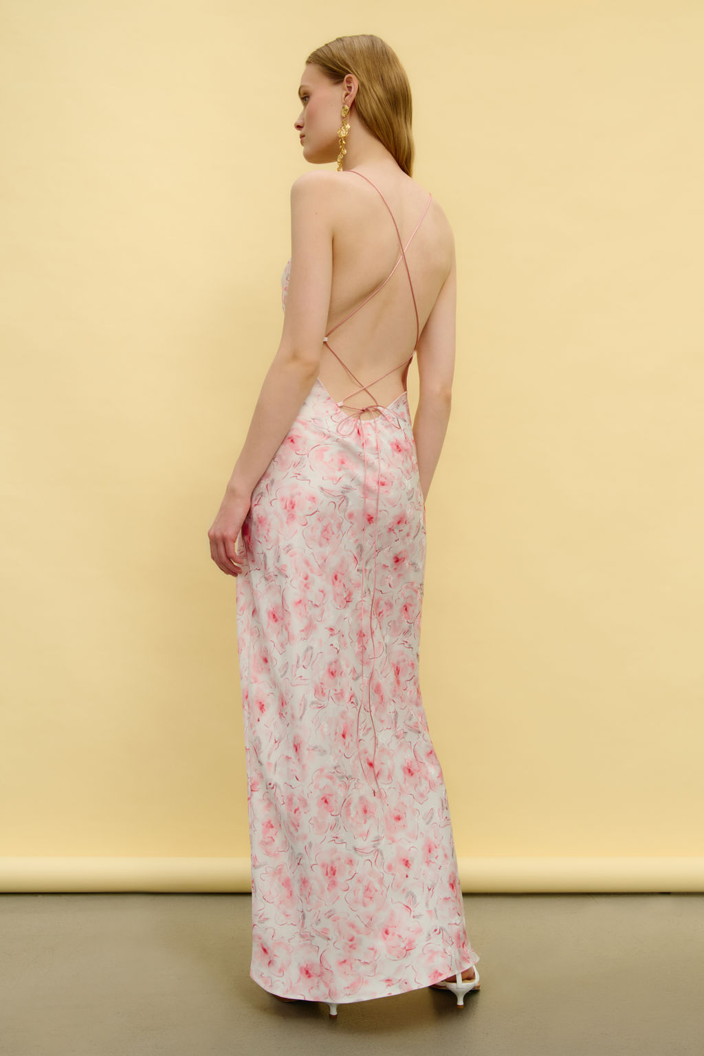 Платье комбинация с цветочным мотивом