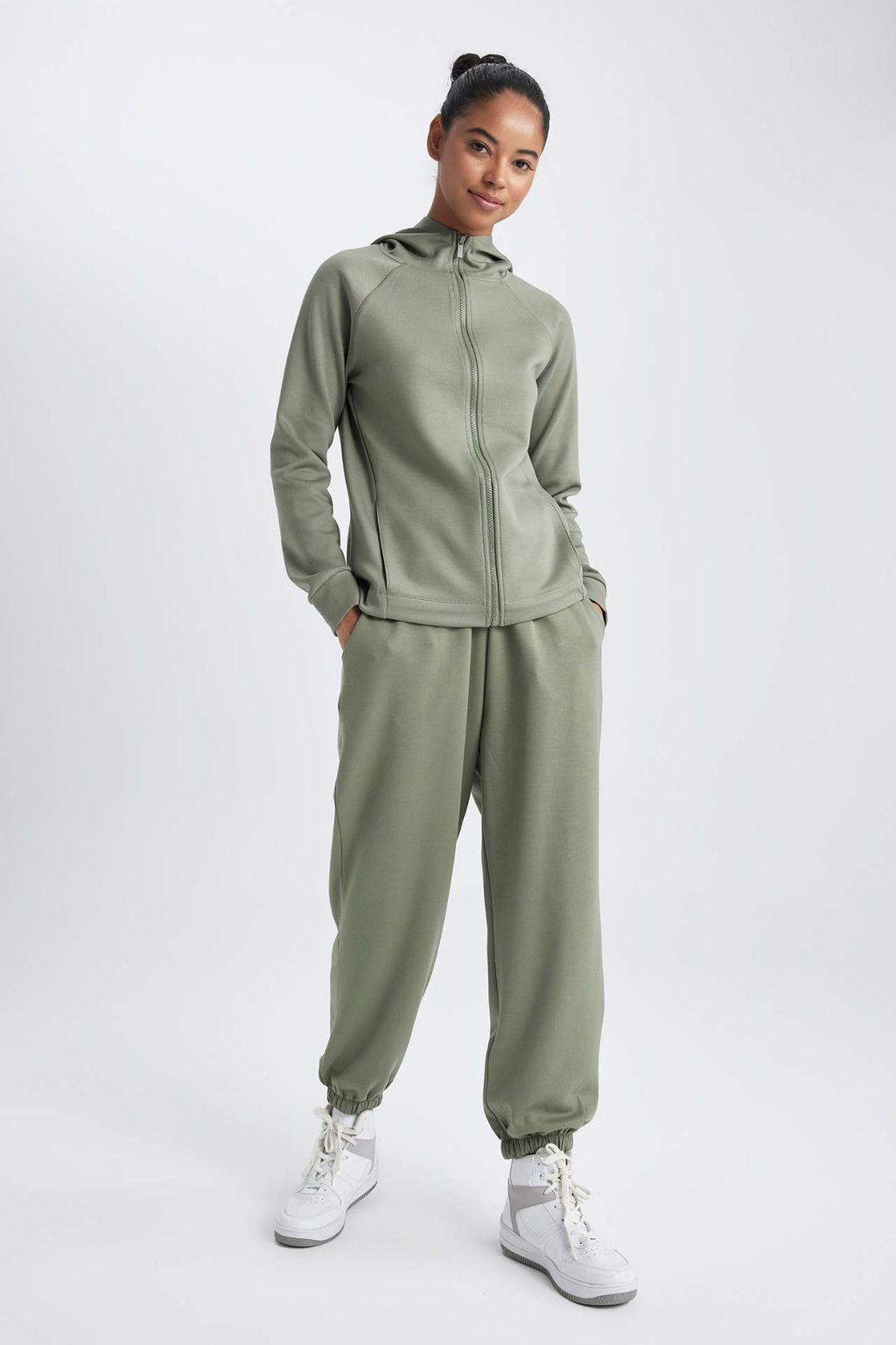 DeFactoFit Jogger Esofman Alt? Oversize Genis Kal?p Cepli Standart Boy Skuba Dalg?c Kumas  фото 6