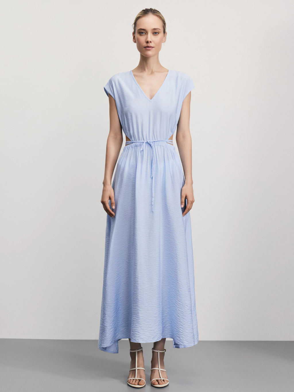 Платье миди из жатой вискозы / Zarina  фото 2