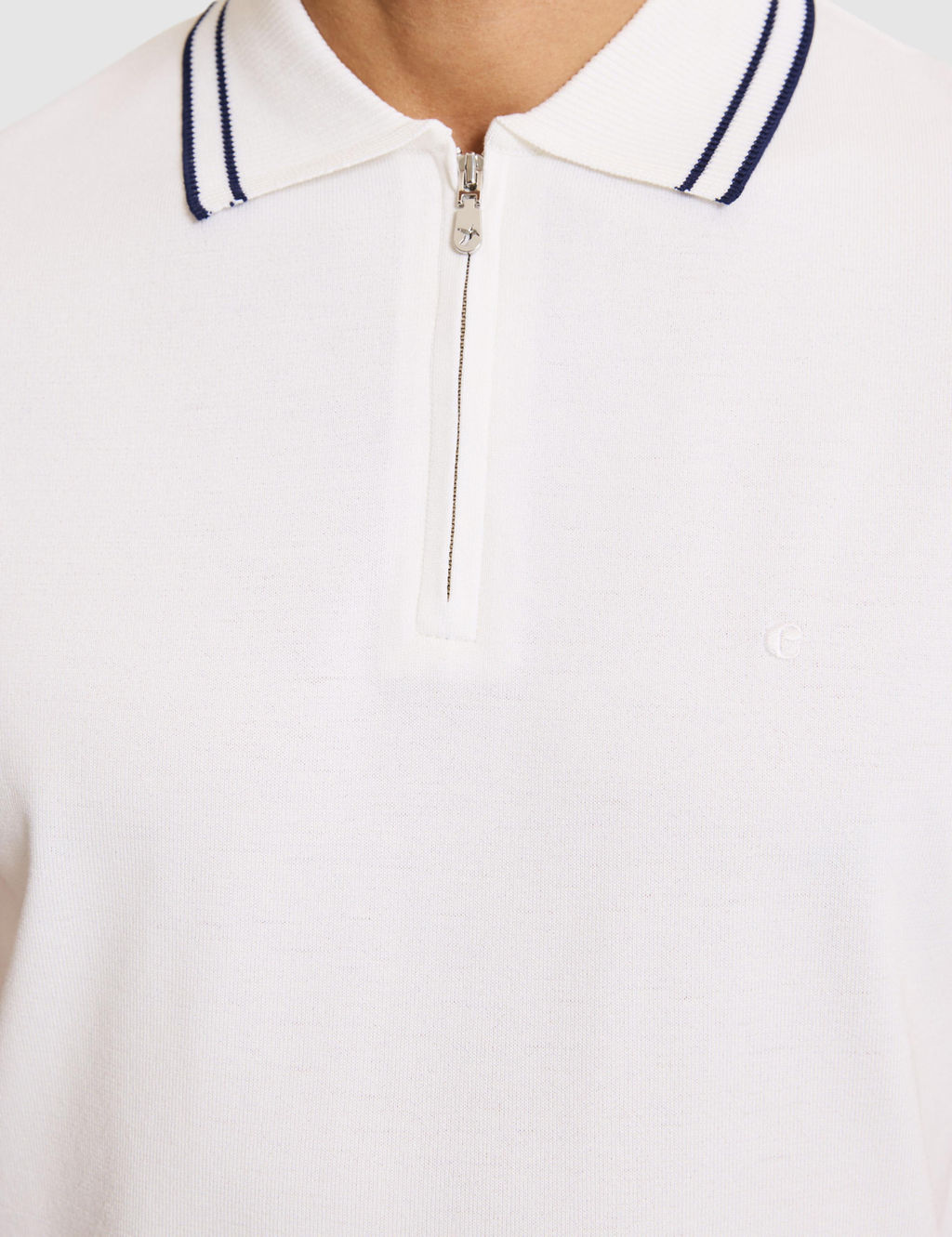 Beyaz Slim Fit Fermuarl_ Polo Yaka Triko T-shirt