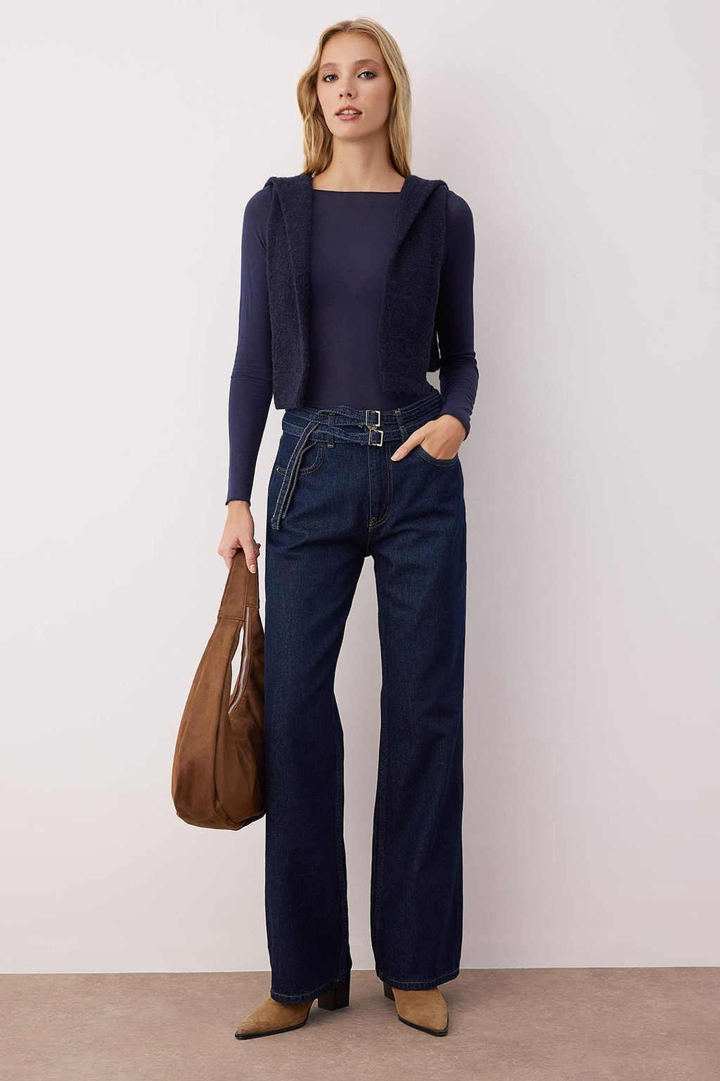 Koyu Mavi Yuksek Bel Kemer Detayl? Wide Leg Jeans TWOAW26JE00164