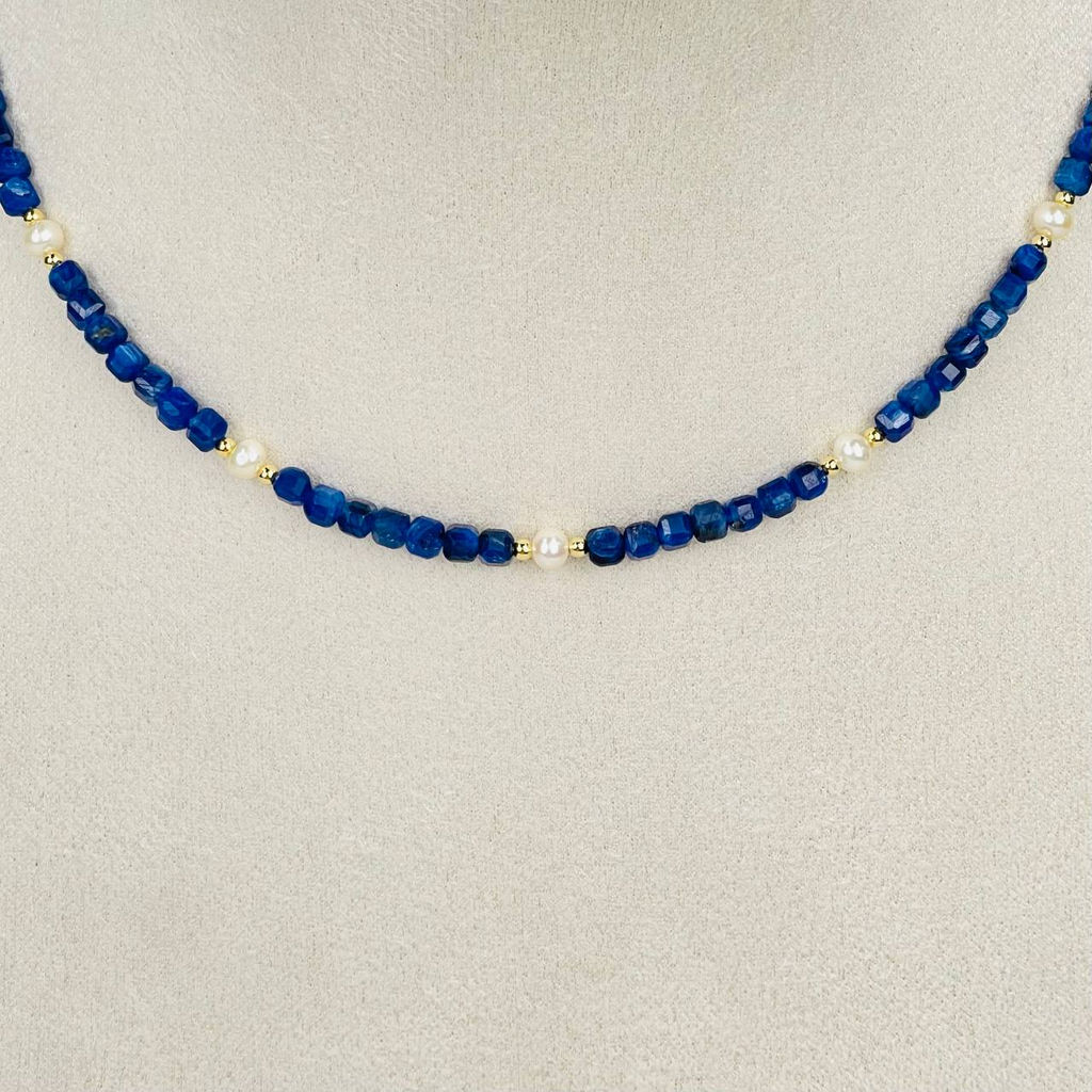 Колье из Кианита и Жемчуга (градиент)