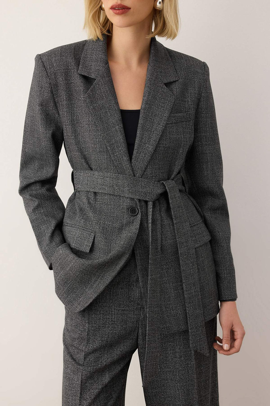 EXCLUSIVE Ozel Koleksiyon Antrasit Kusakl? Oversize Blazer Ceket TWOAW26BC00049 - Trendyolmilla фото 4