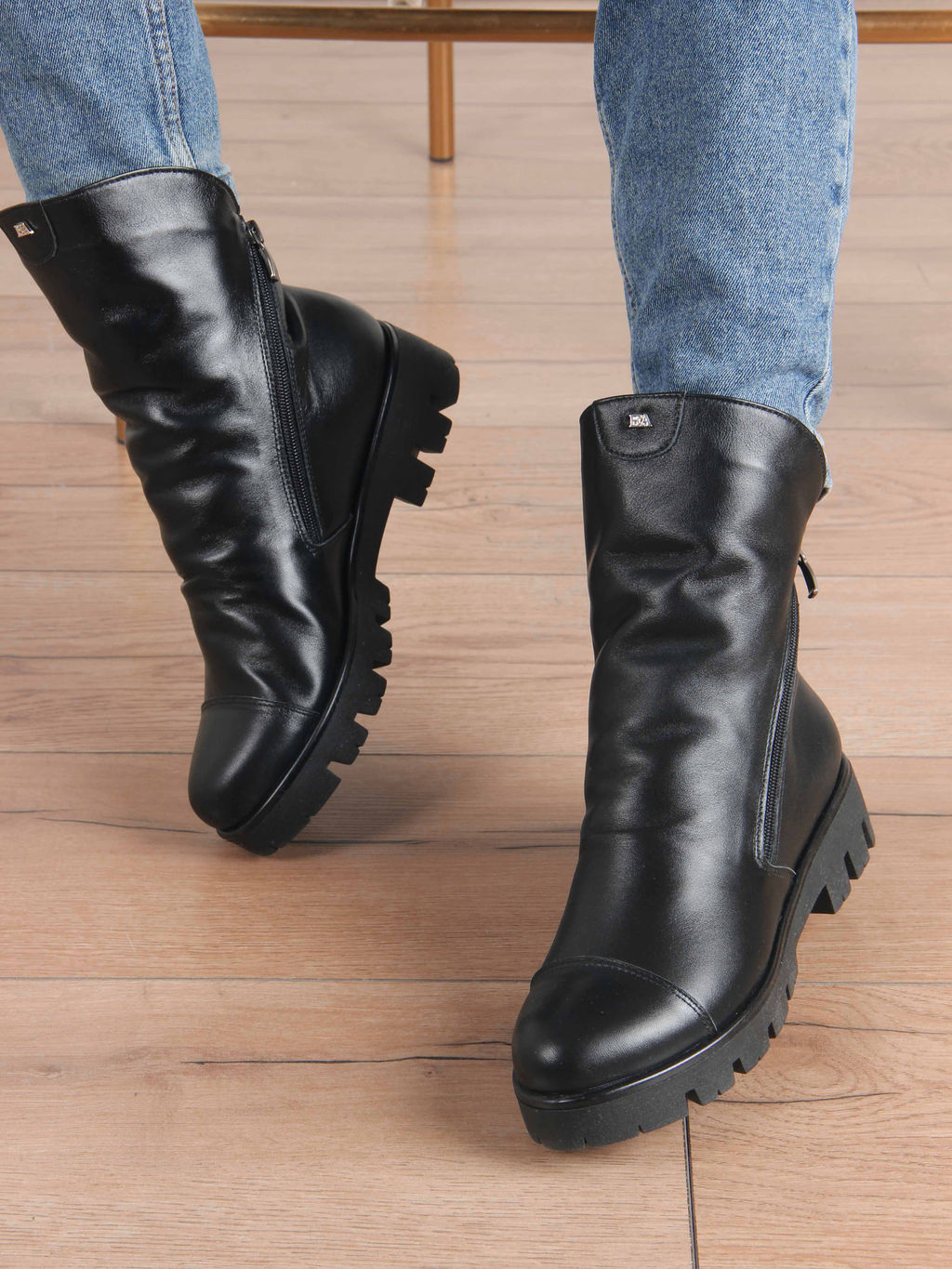 Ботинки 233.sandra черный/Шерсть