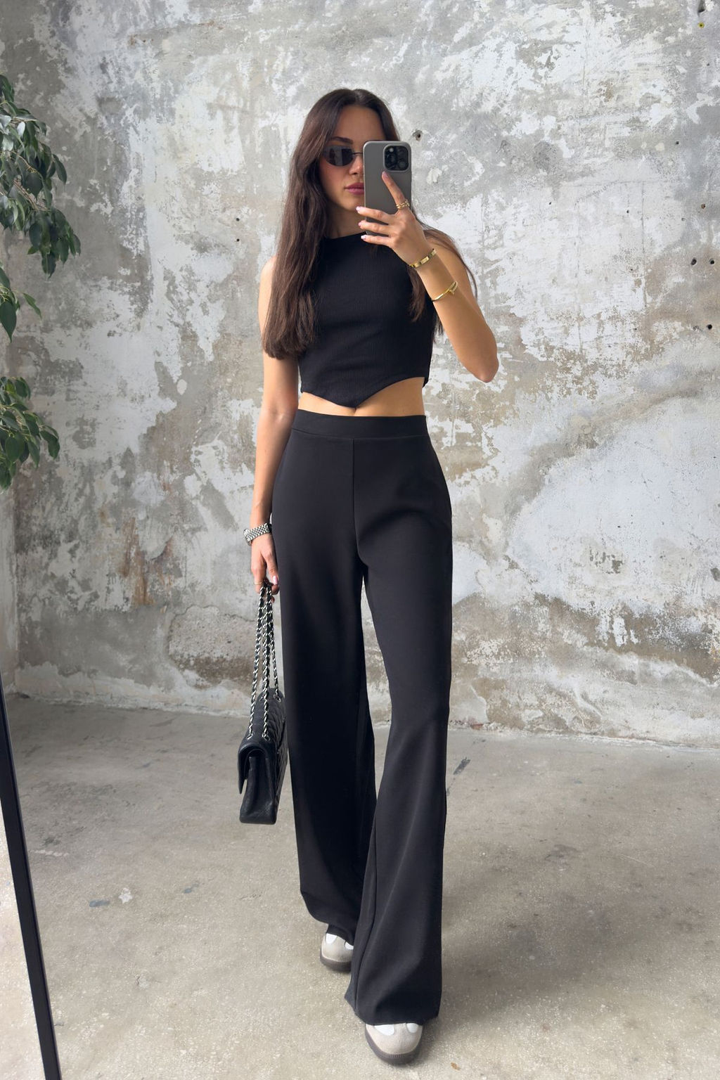 TRENDYOLMILLA Siyah Onu Duz Arkas? Lastikli Straight/Duz Kesim Yuksek Bel Orme Pantolon TWOSS25PL00053