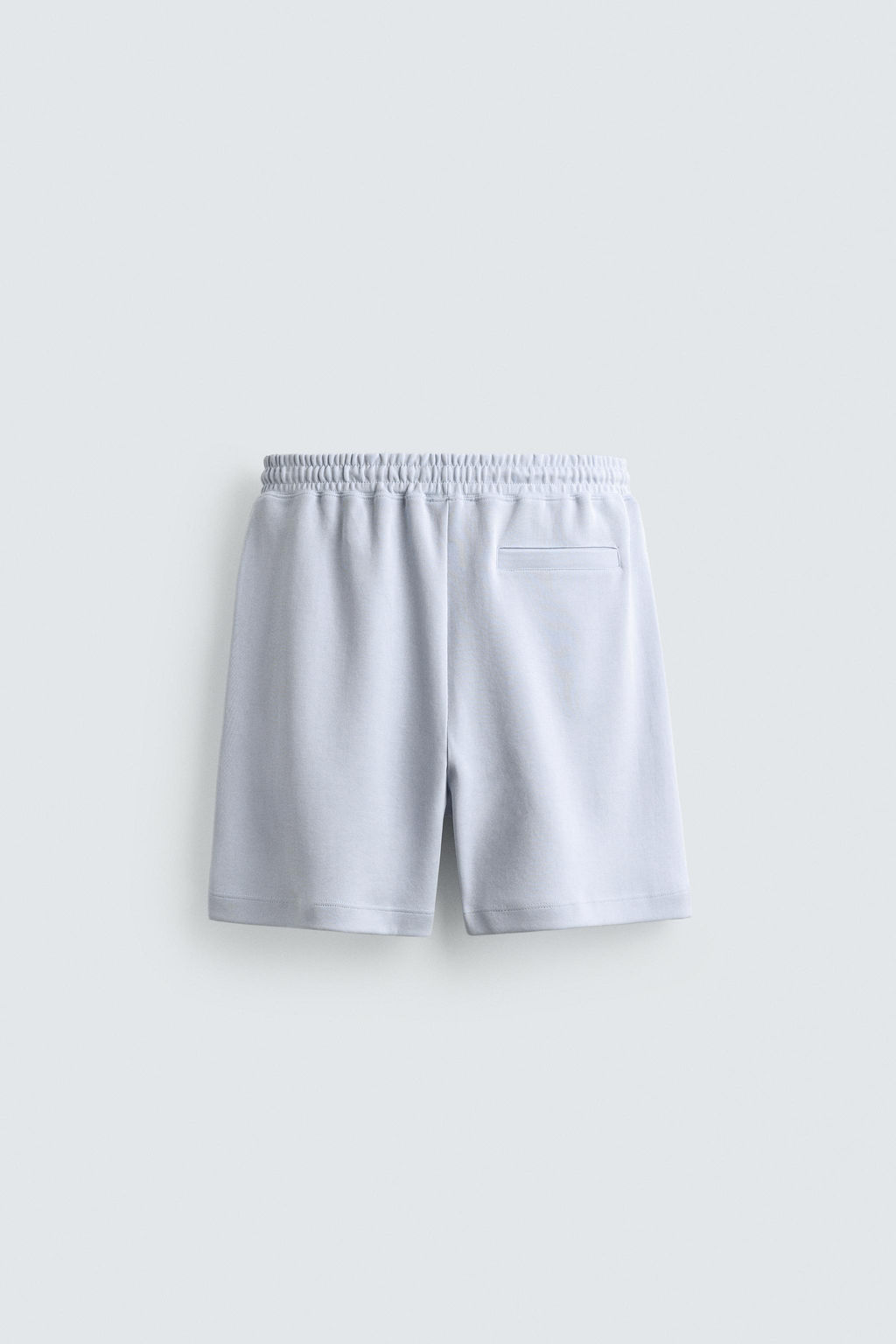 BERMUDA JOGGER RELAXED FIT INTERLOCK / Celeste