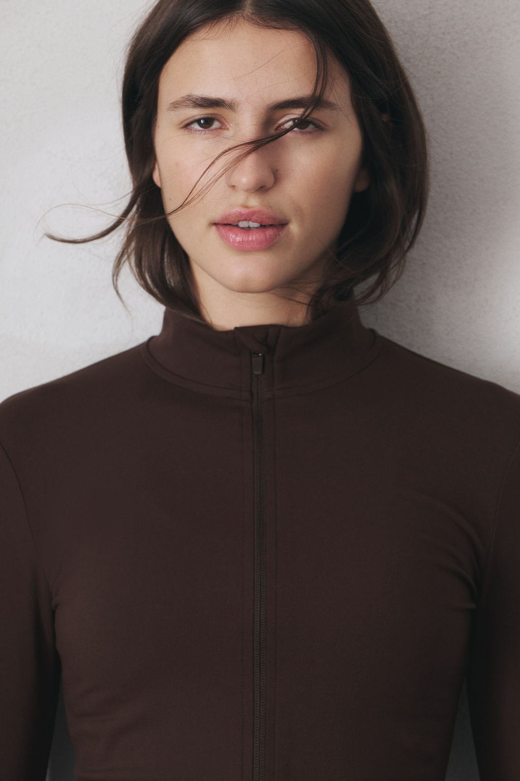Chaqueta de deporte SoftMove con cremallera - H&m фото 25