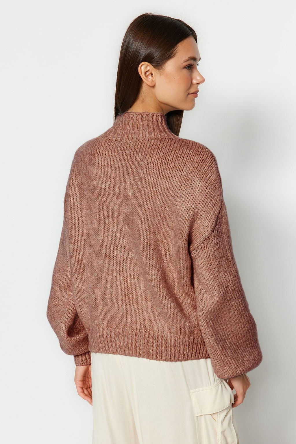 Mor Yumusak Dokulu Kal?n Bisiklet Yaka Triko Kazak TWOAW24KZ00290 - Trendyolmilla фото 13