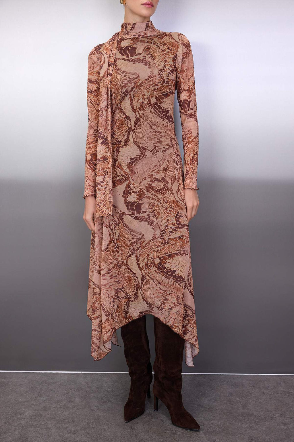 Cok Renkli Bask?l? Sal Detayl? Midi Esnek Tul Orme Elbise TWOAW26EL00160 - Trendyolmilla фото 3