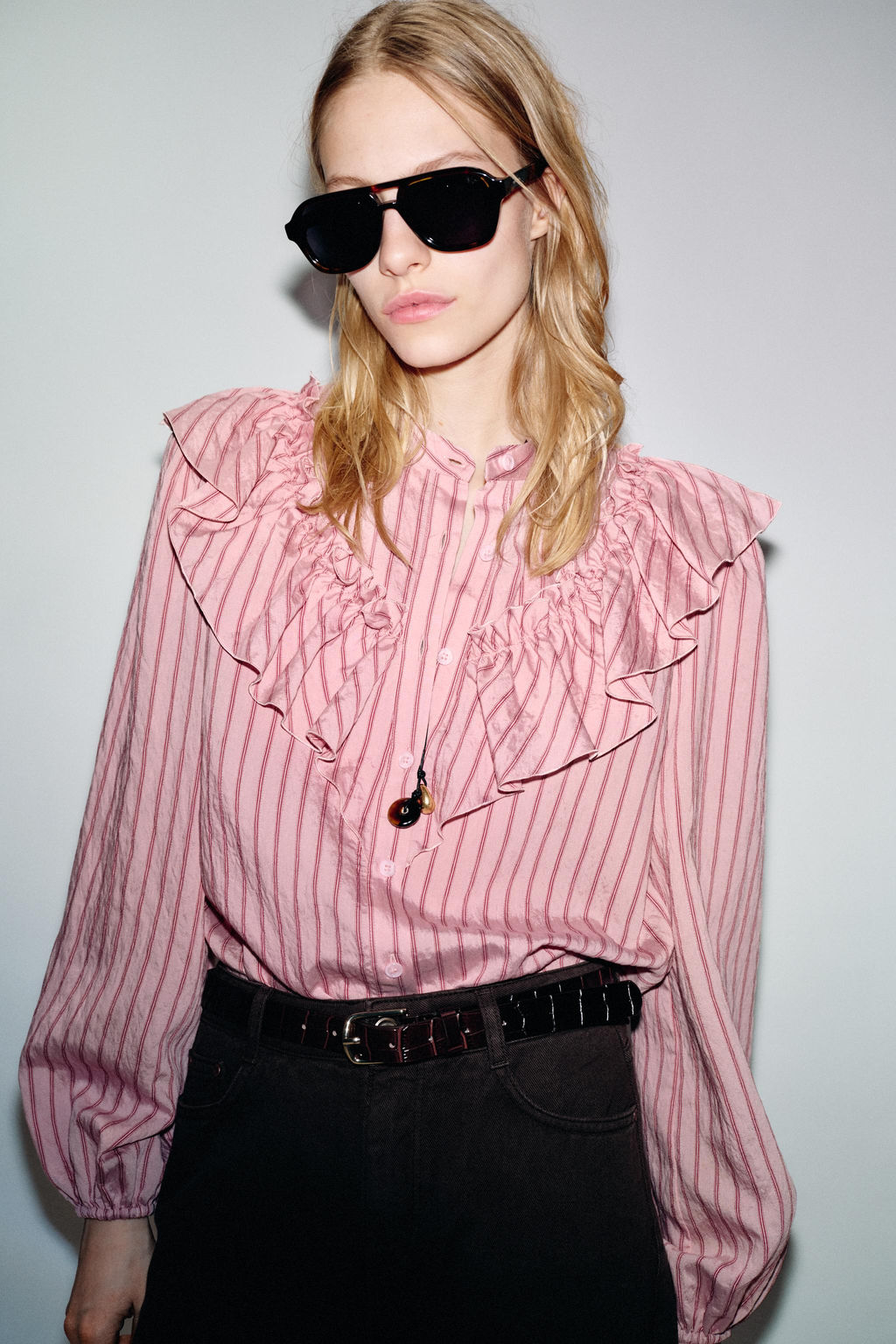 STRIPED SHIRT WITH RUFFLES - Zara фото 10