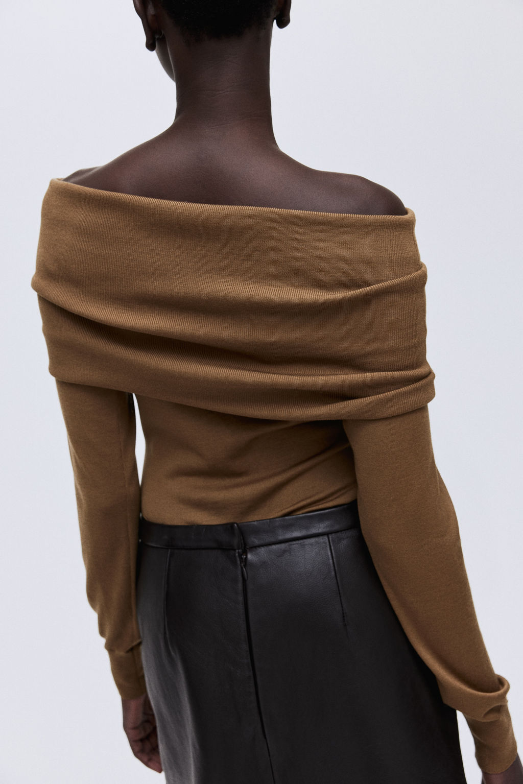 Top off-the-shoulder de lana - H&m фото 5