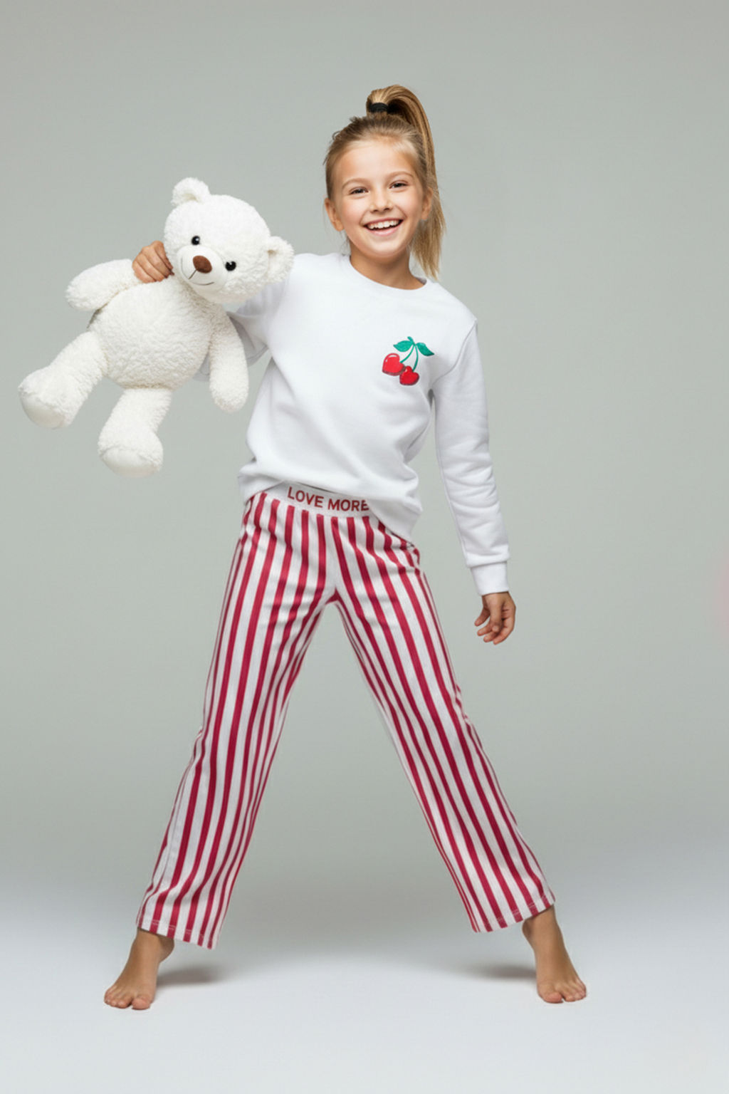 K?rm?z? K?z Cocuk Bask?l? Orme Alt-Ust Pijama Tak?m?