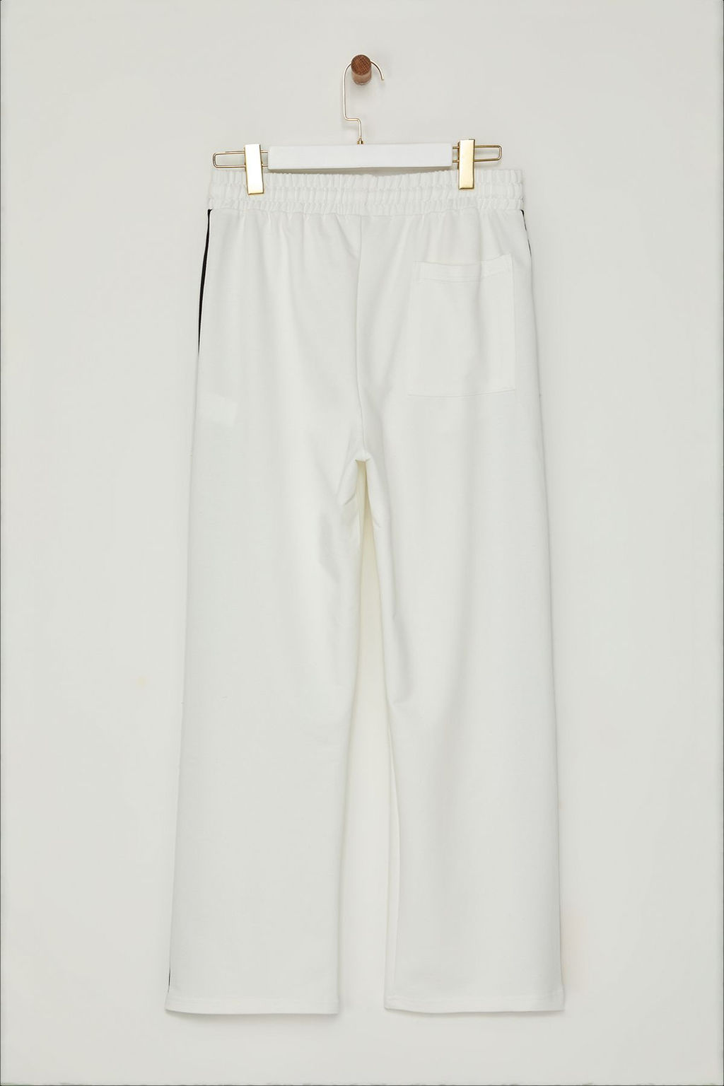 TRENDYOL MAN Siyah Oversize/Genis Kesim Ac?k Paca Renk Bloklu Esofman Alt? TMNAW25EA00006 - Trendyolmilla фото 14