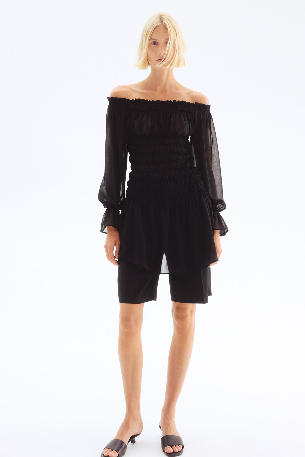 Vestido off-the-shoulder con secci?n nido de abeja - H&m фото 3