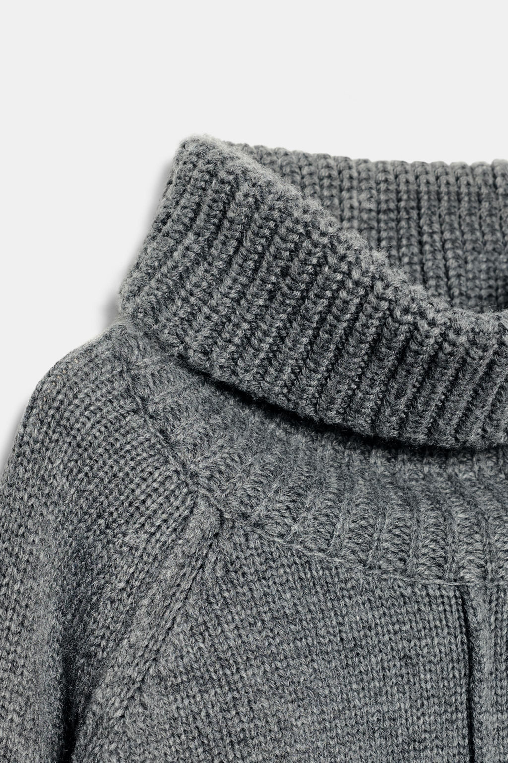 OVERSIZED KNIT HIGH NECK JUMPER - Zara фото 8