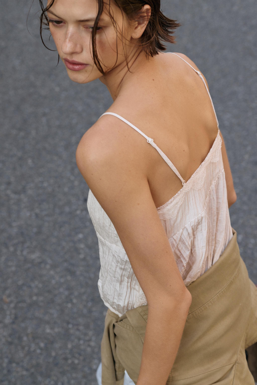 TOP LENCERO EFECTO ARRUGADO / Crudo - Zara фото 2