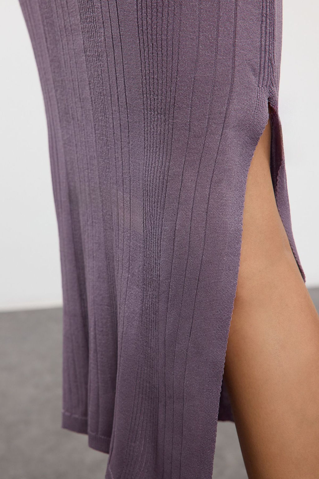 Lila Maxi Triko Bal?kc? Yaka Sim Iplik Elbise TWOAW25EL00072 - Trendyolmilla фото 4