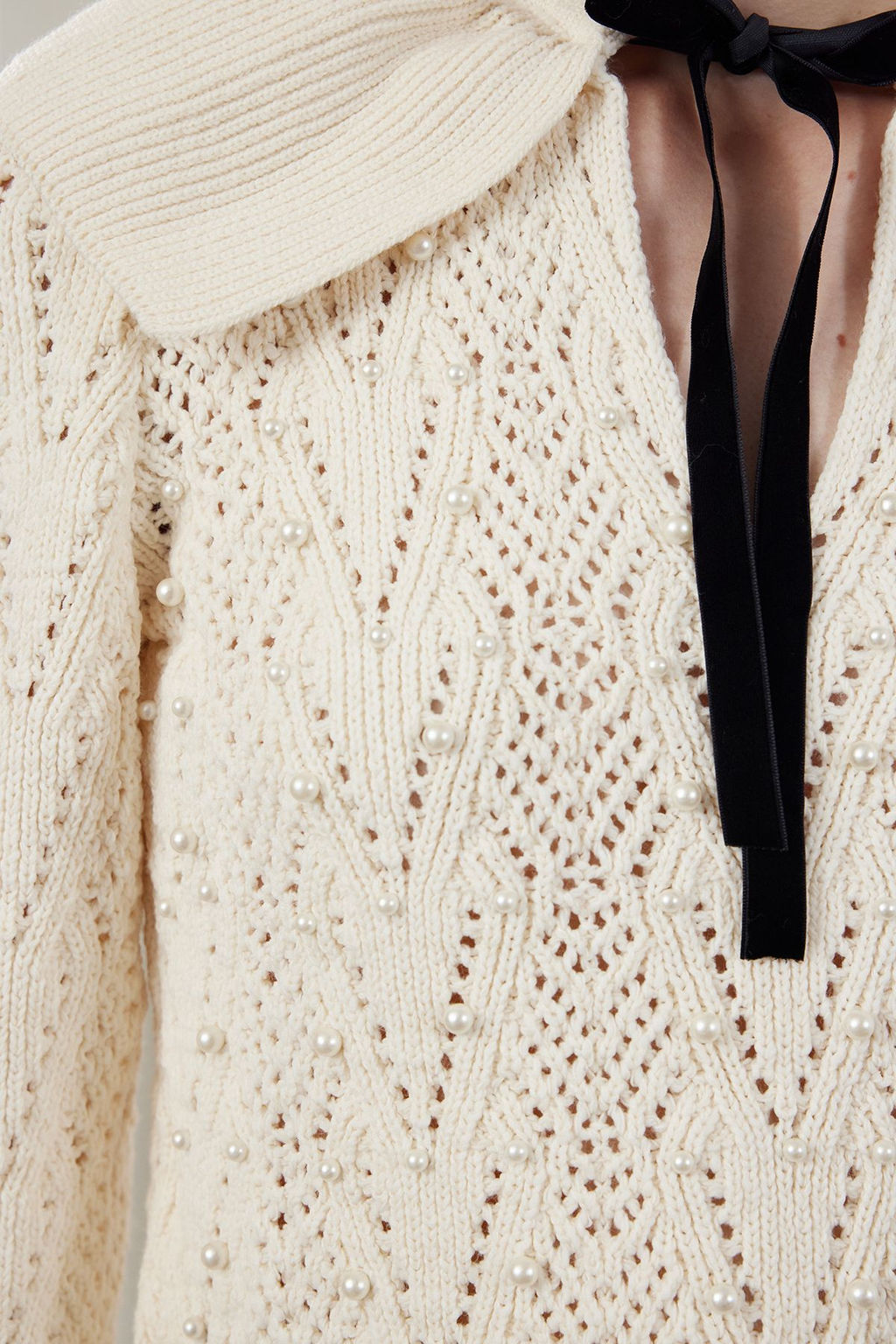 Tas Yumusak Dokulu Kurdele/Fiyonk Ve Inci Detayl? Polo Yaka Triko Kazak TWOAW25KZ00158 - Trendyolmilla фото 4