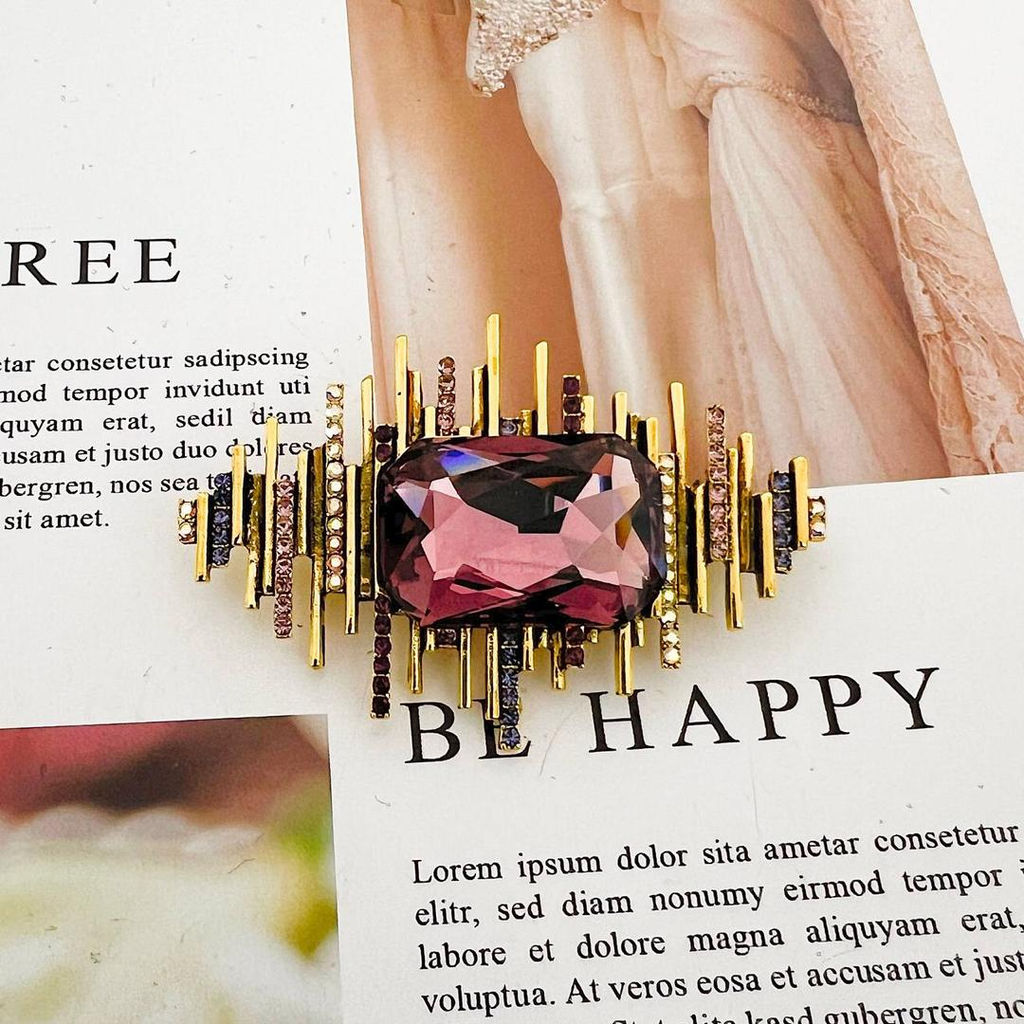 61896710 Брошь-подвеска