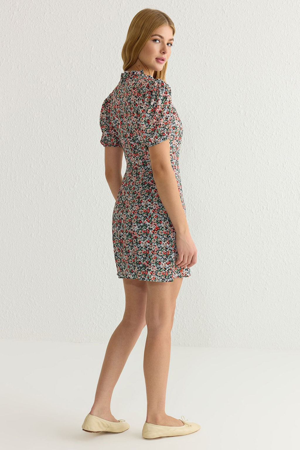 Ac?k K?rm?z? Cicekli A Kesim Mini Dokuma Elbise TWOSS21EL2880