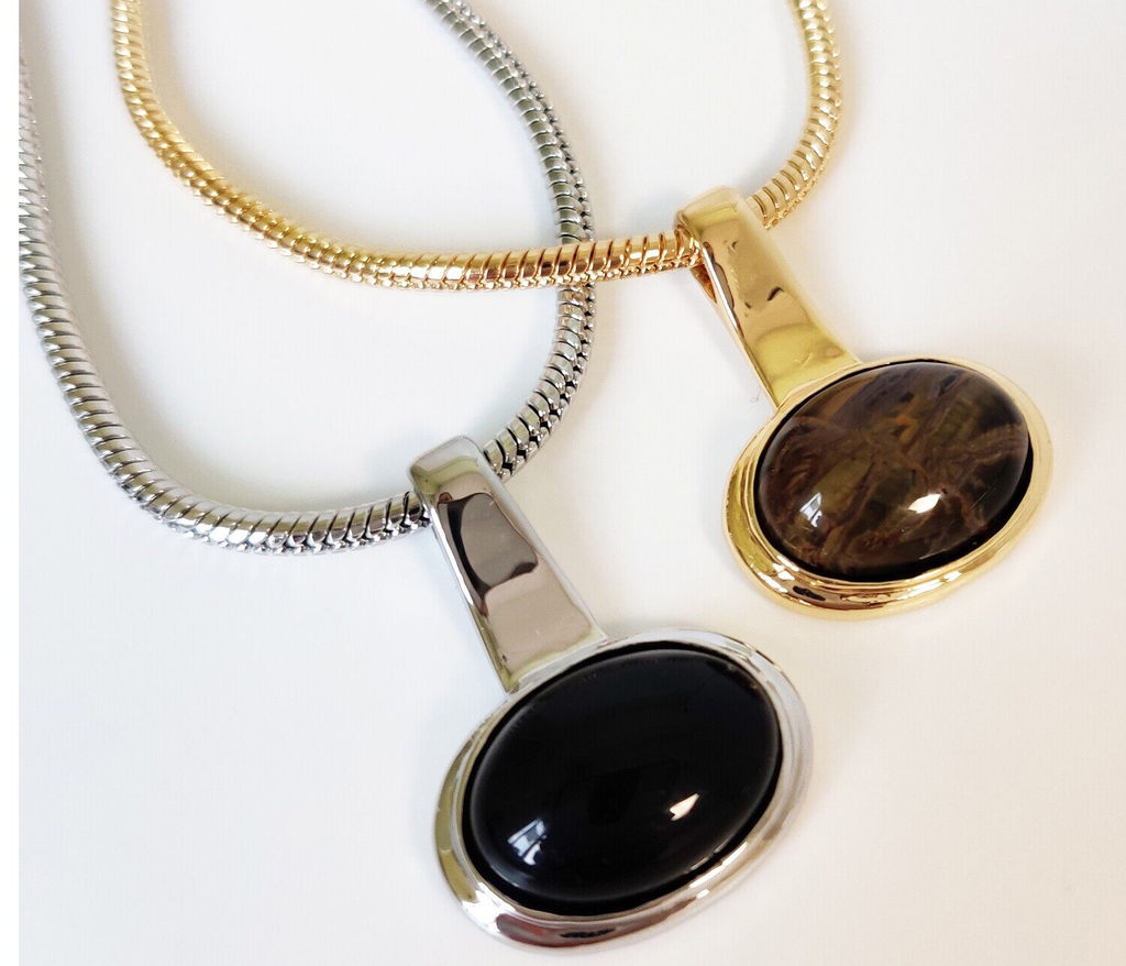 Кулон на цепочке