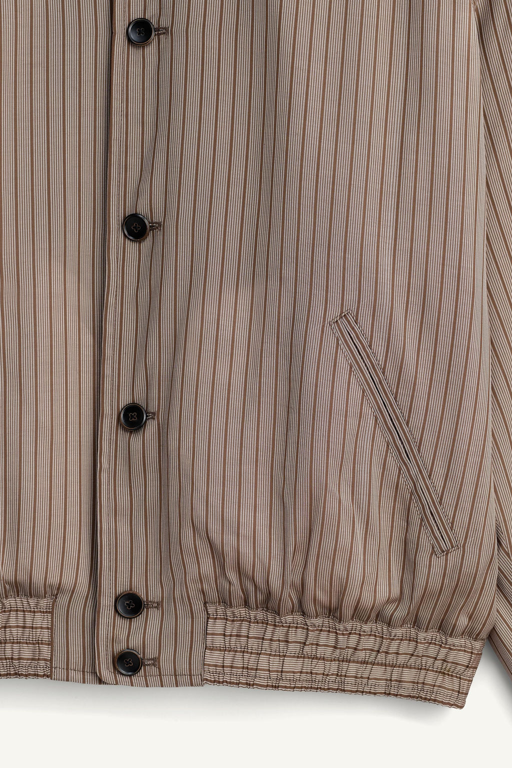 CAZADORA BOMBER CROPPED FIT RAYAS VISCOSA - CUPRO / rayas - Zara фото 7