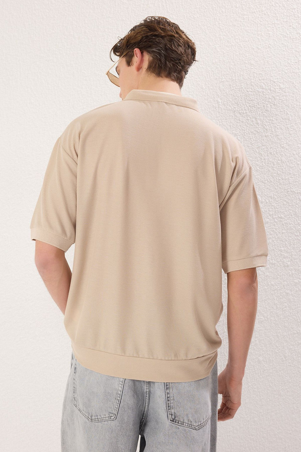 TRENDYOL MAN Lacivert Oversize/Genis Kesim Dokulu Polo Yaka T-shirt TMNSS25PO00003 - Trendyolmilla фото 5