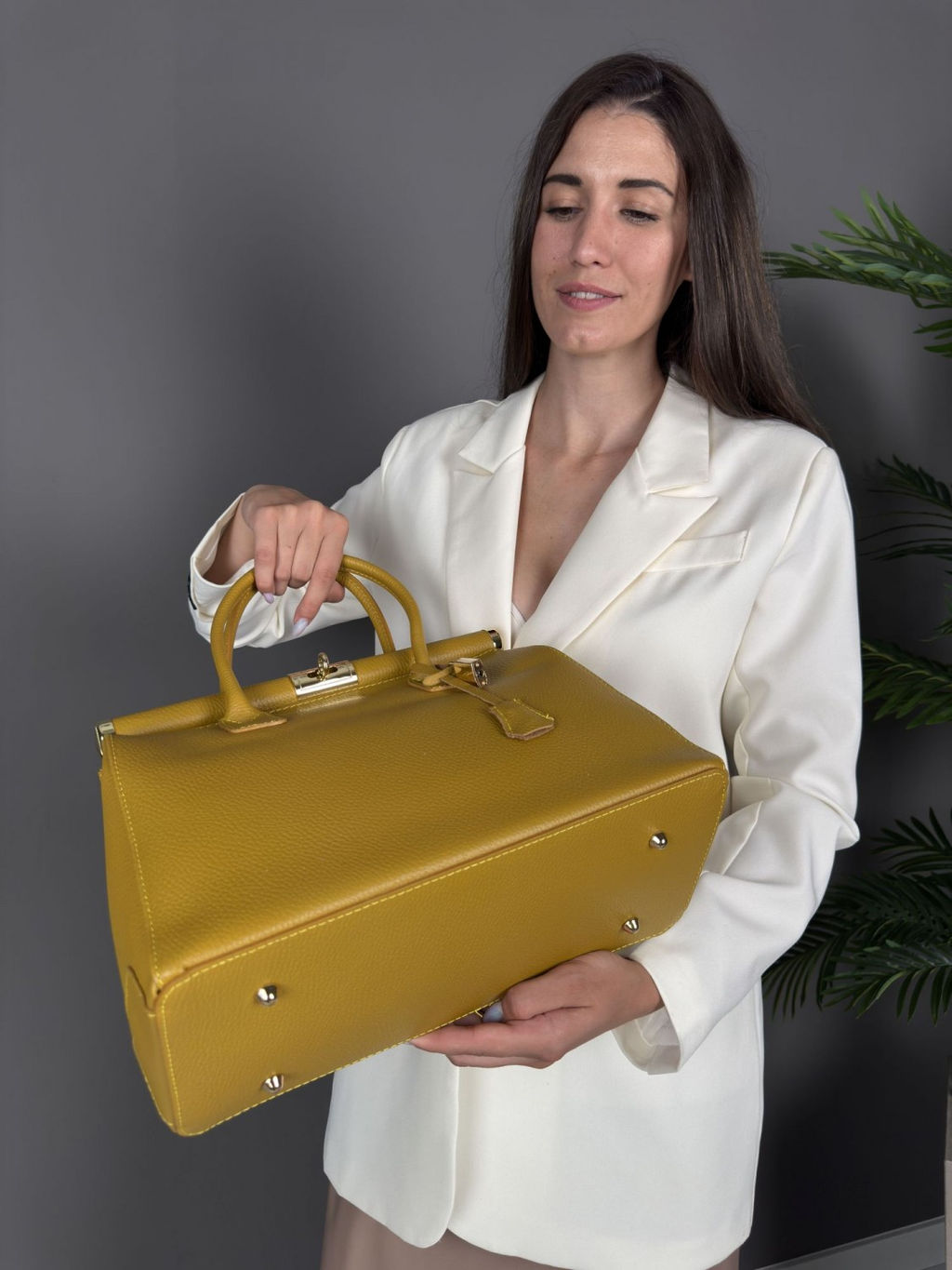 Сумка женская из телячьей кожи