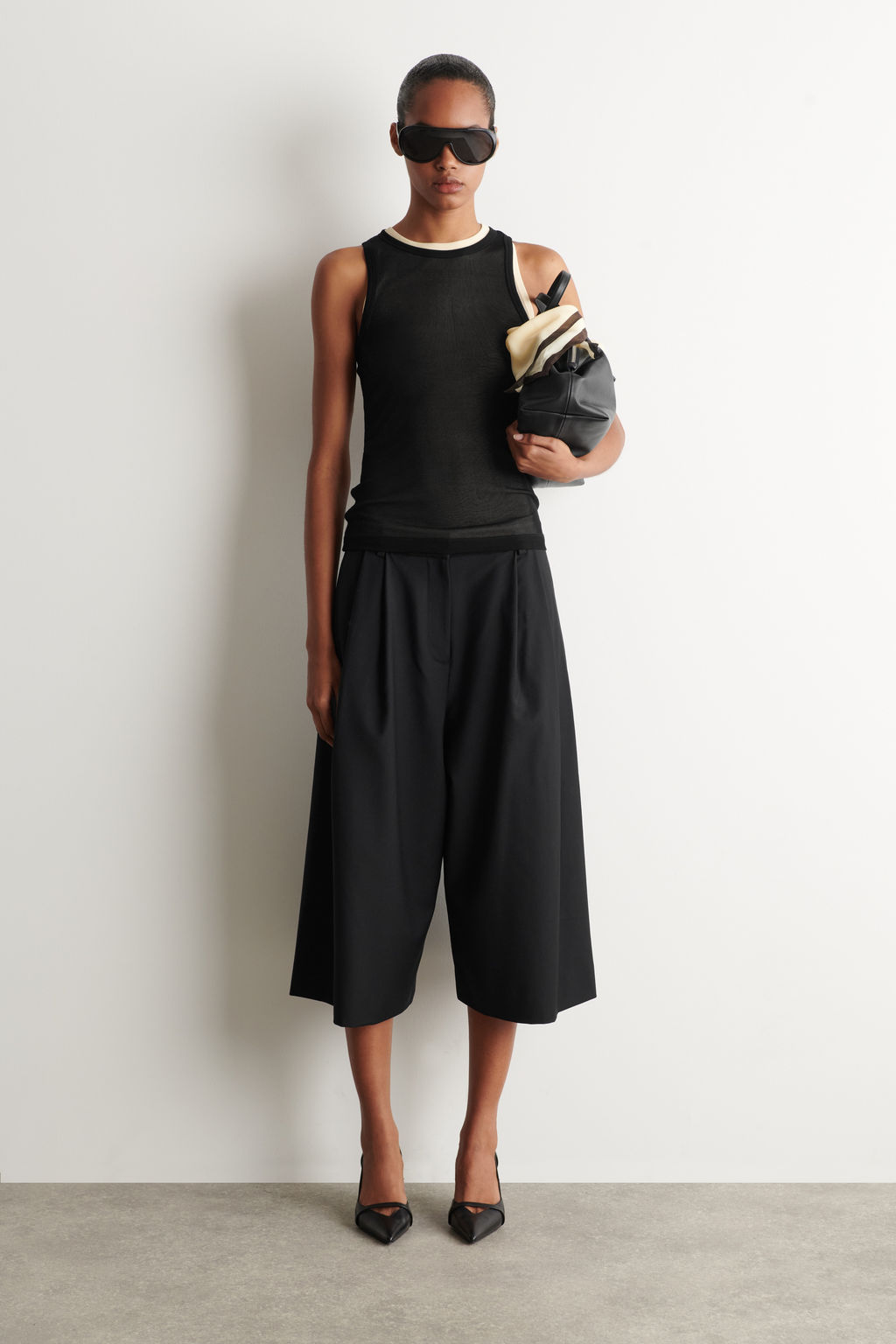 PANTAL?N CULOTTE PINZAS MEZCLA LANA
