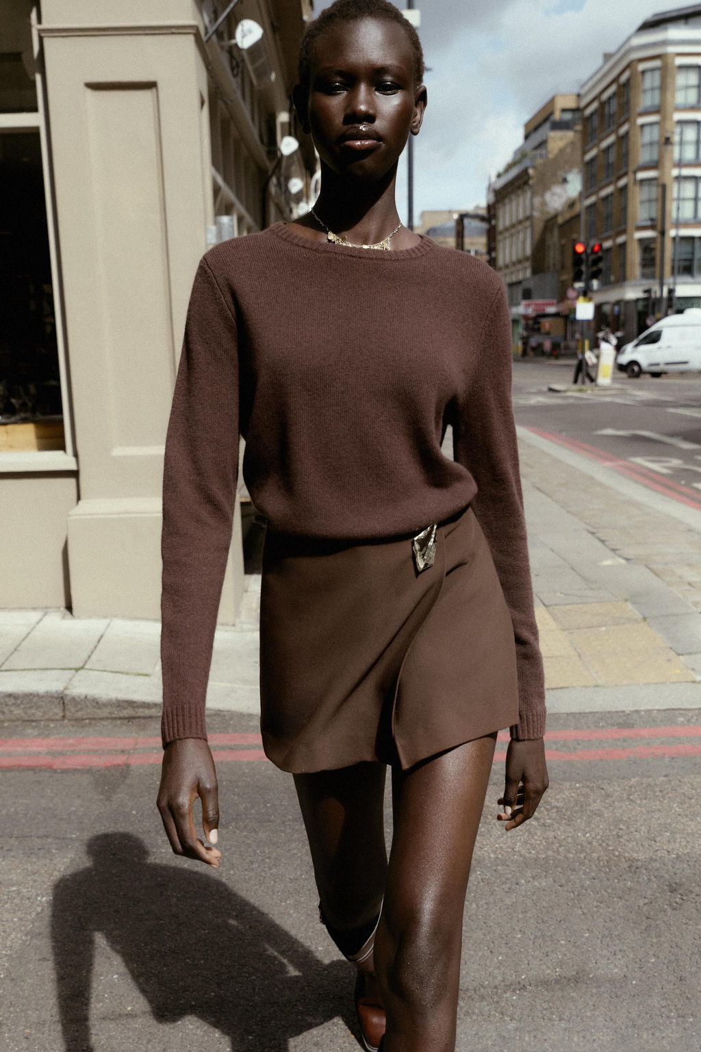 100% WOOL PLAIN KNIT SWEATER