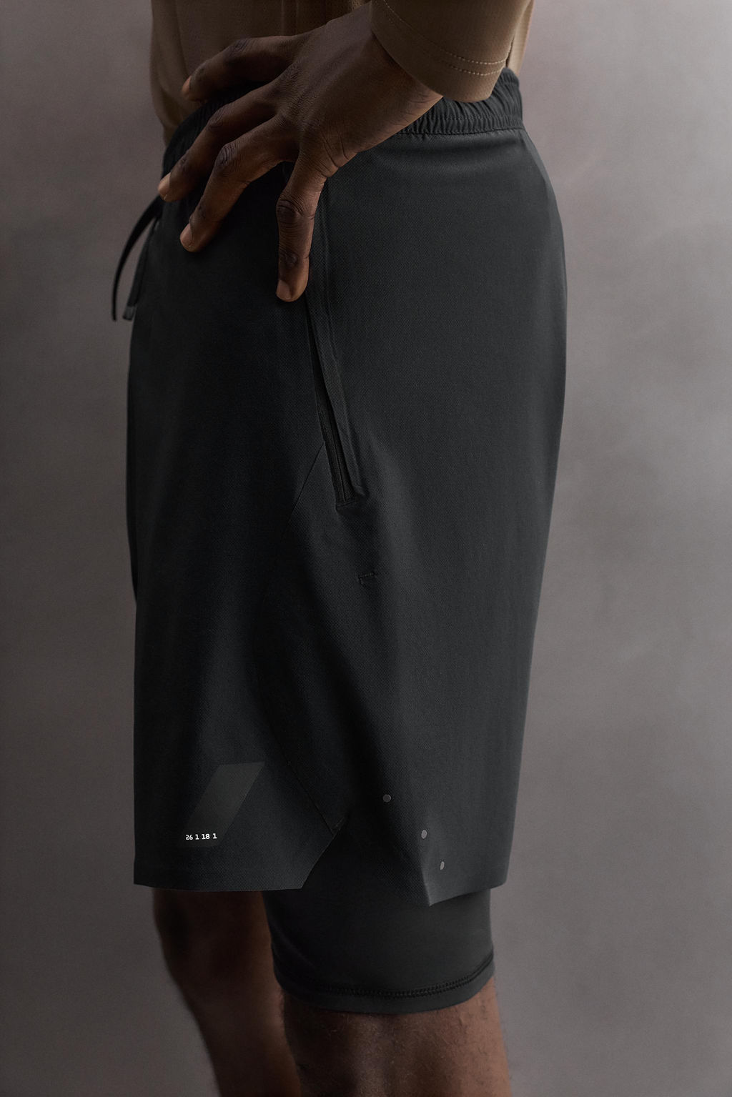 PANTALONES CORTOS ENTRENAMIENTO 2 EN 1 B?SICOS / Negro