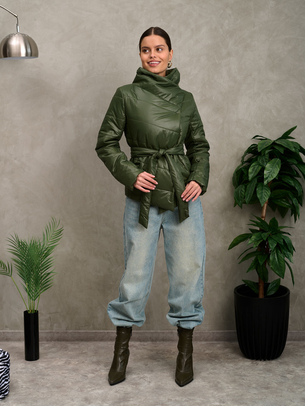 Куртка женская "Асимметрия" хаки