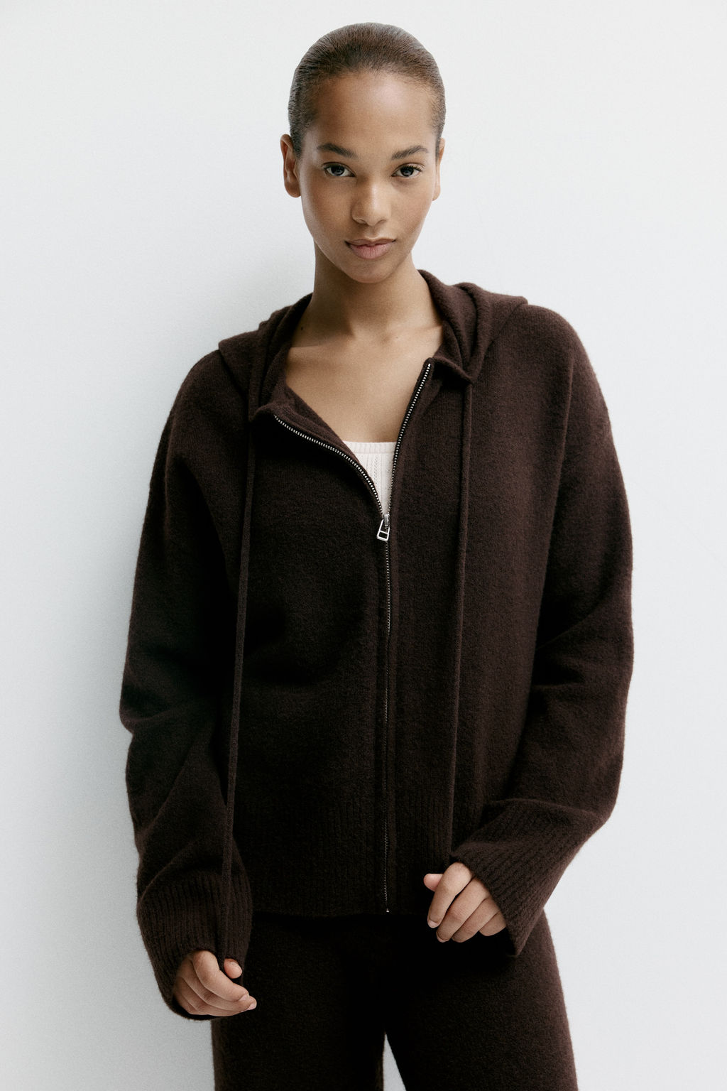Chaqueta de punto con capucha y cremallera - H&m фото 3