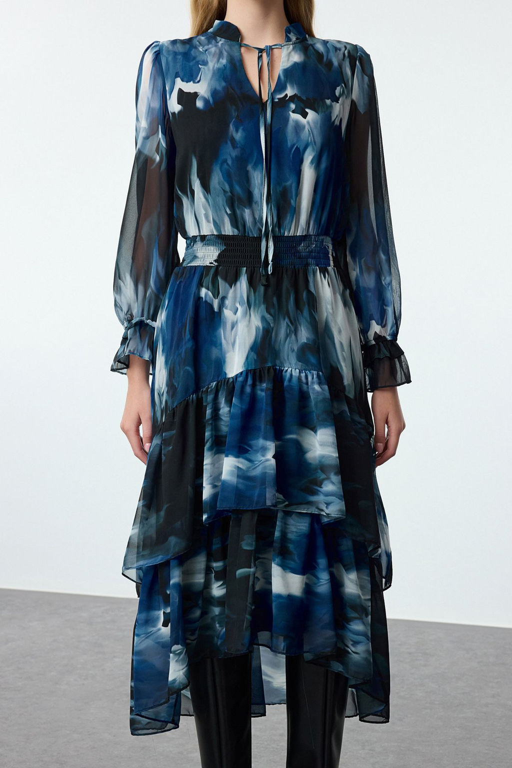 TRENDYOLMILLA Cok Renkli Boyundan Baglamal? Dokuma K?sl?k Elbise TWOAW21EL1448  фото 4