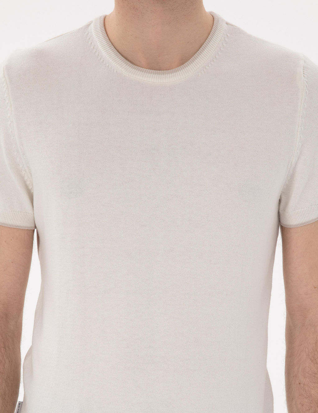 Ekru Slim Fit Bisiklet Yaka Triko Ti__rt