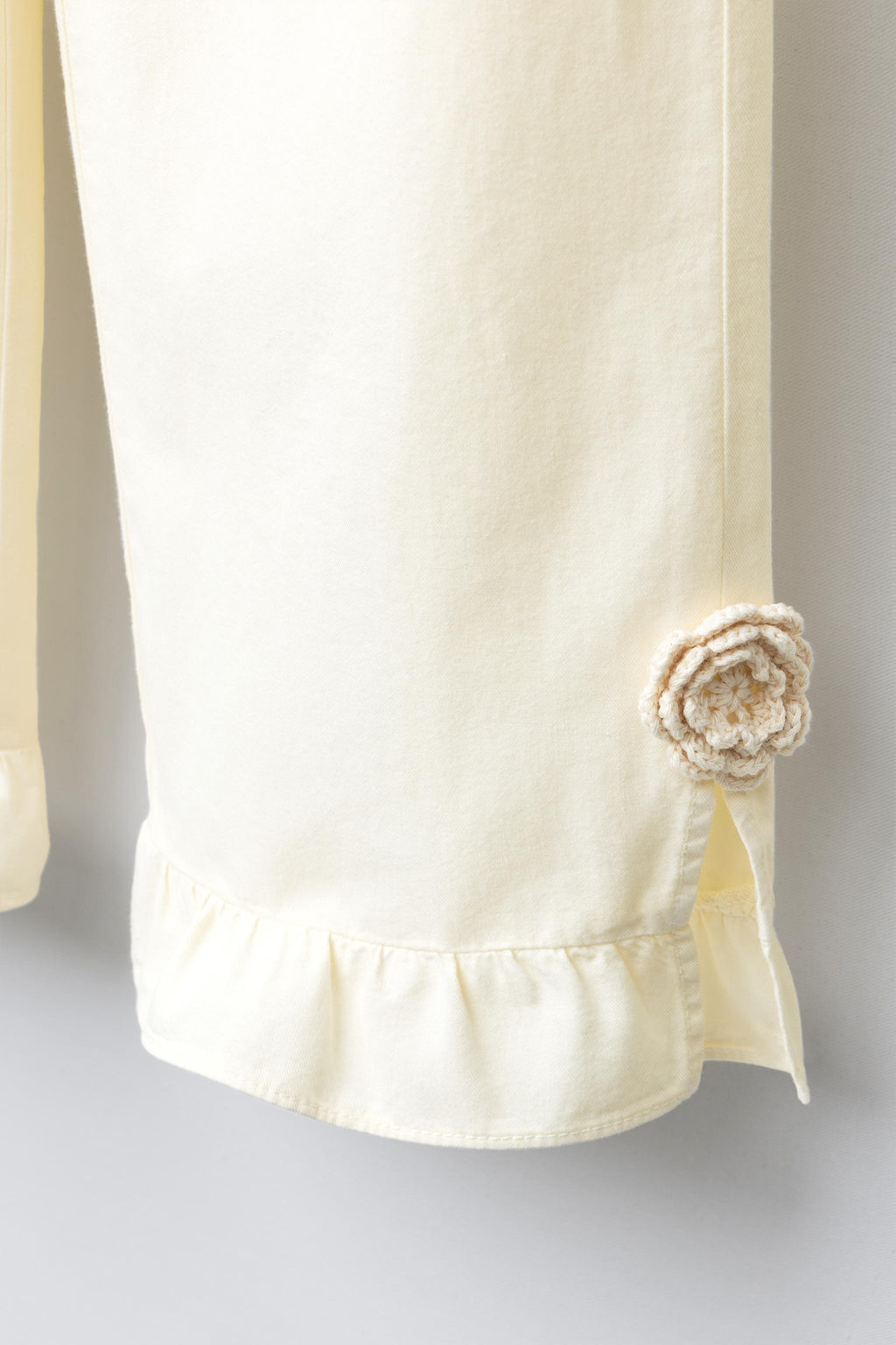 CROCHET FLOWER RUFFLE WIDE-LEG TROUSERS - Zara фото 4