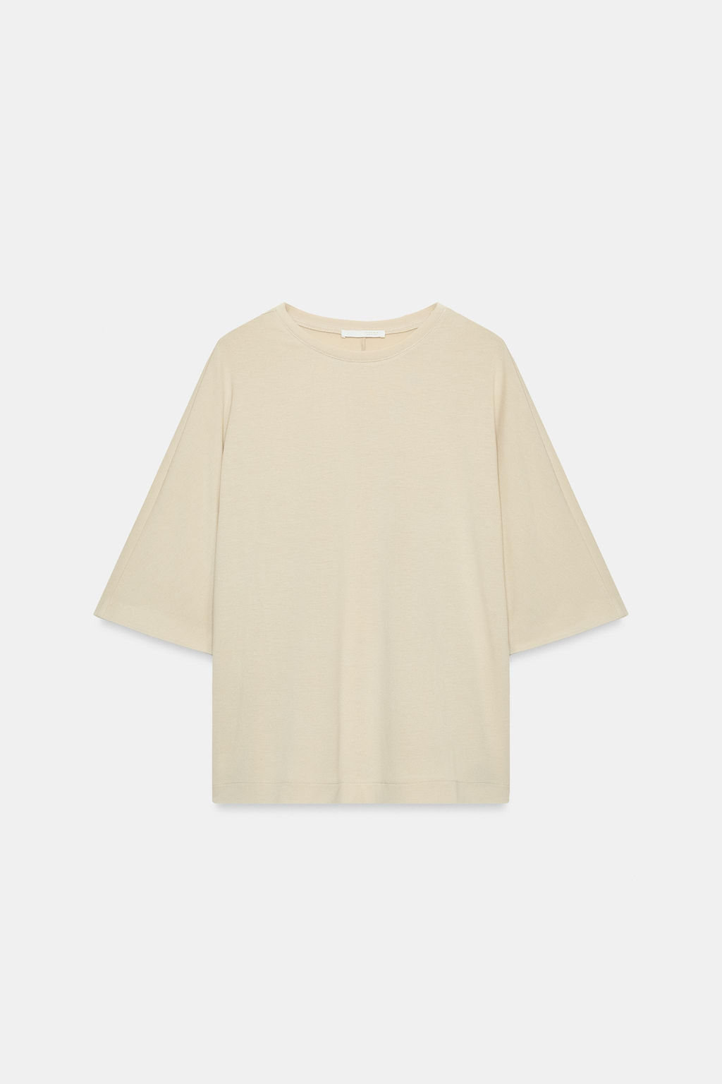 CAMISETA OVERSIZE FLUIDA / Arena
