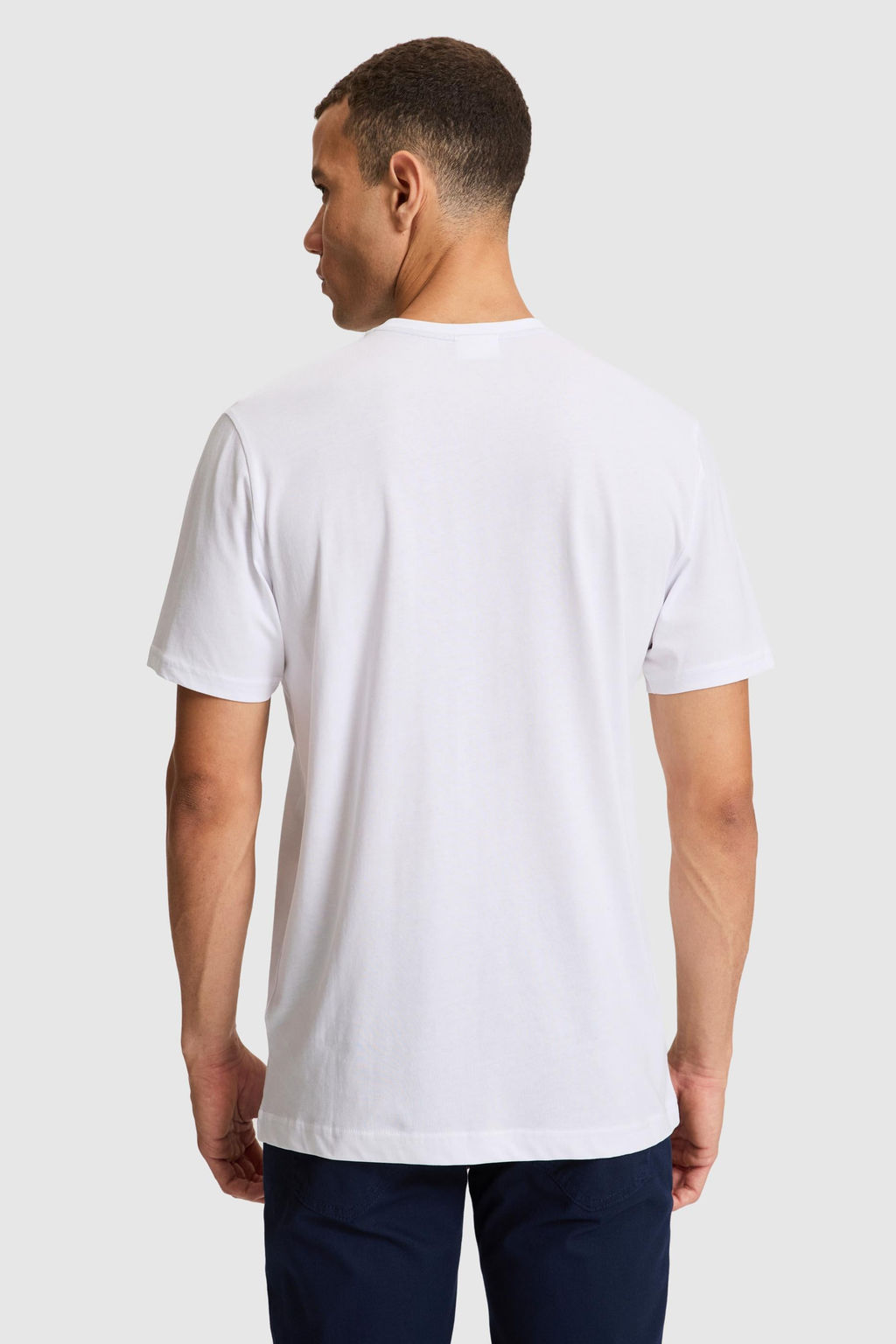 Erkek Beyaz Regular Fit Bisiklet Yaka Ti__rt